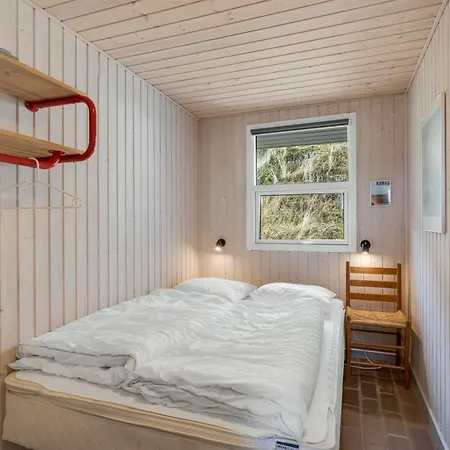 Sutere - 200m To The Fjord By Interhome *