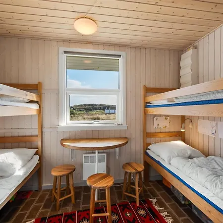 Sutere - 200m To The Fjord By Interhome Vakantiehuis