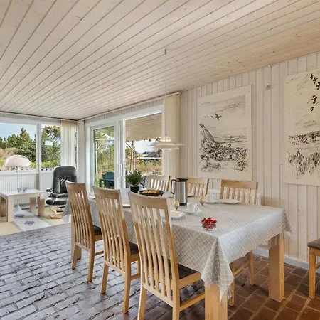 Sutere - 200m To The Fjord By Interhome Havrvig